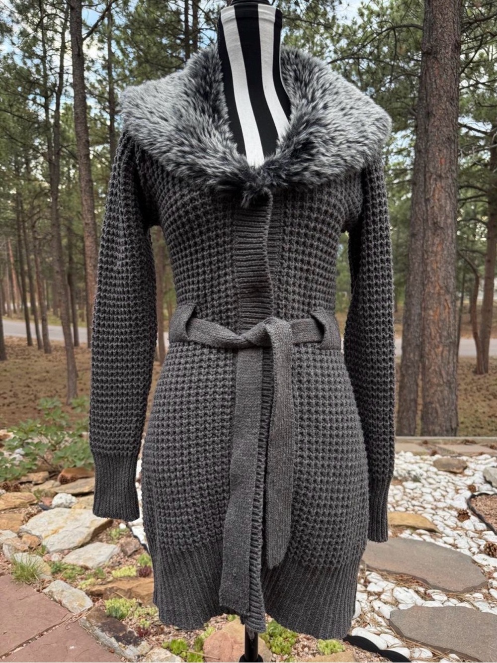 Bebe Sweater with fur